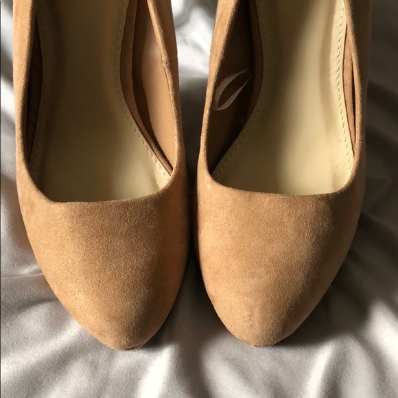 Almond Toe Suede Heels - Picture 6 of 7